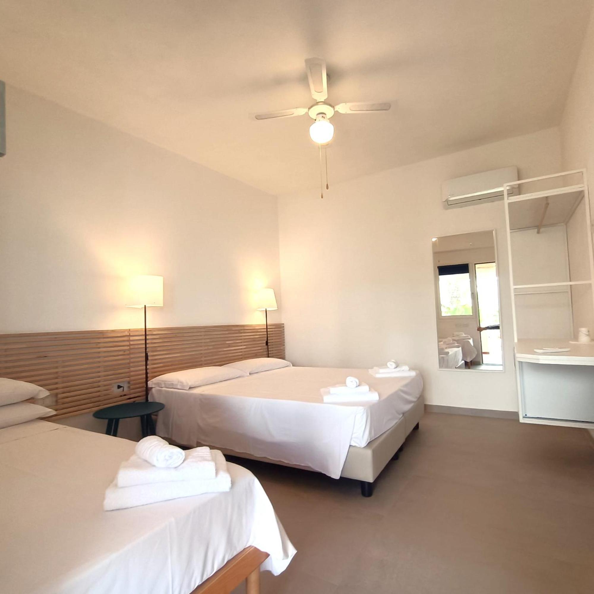 Lido Di Alghero Rooms On The Beach Exterior foto